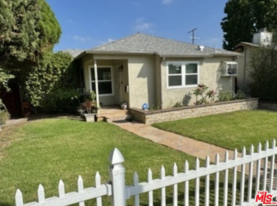 12107 National Blvd, Los Angeles, CA 90064-3522