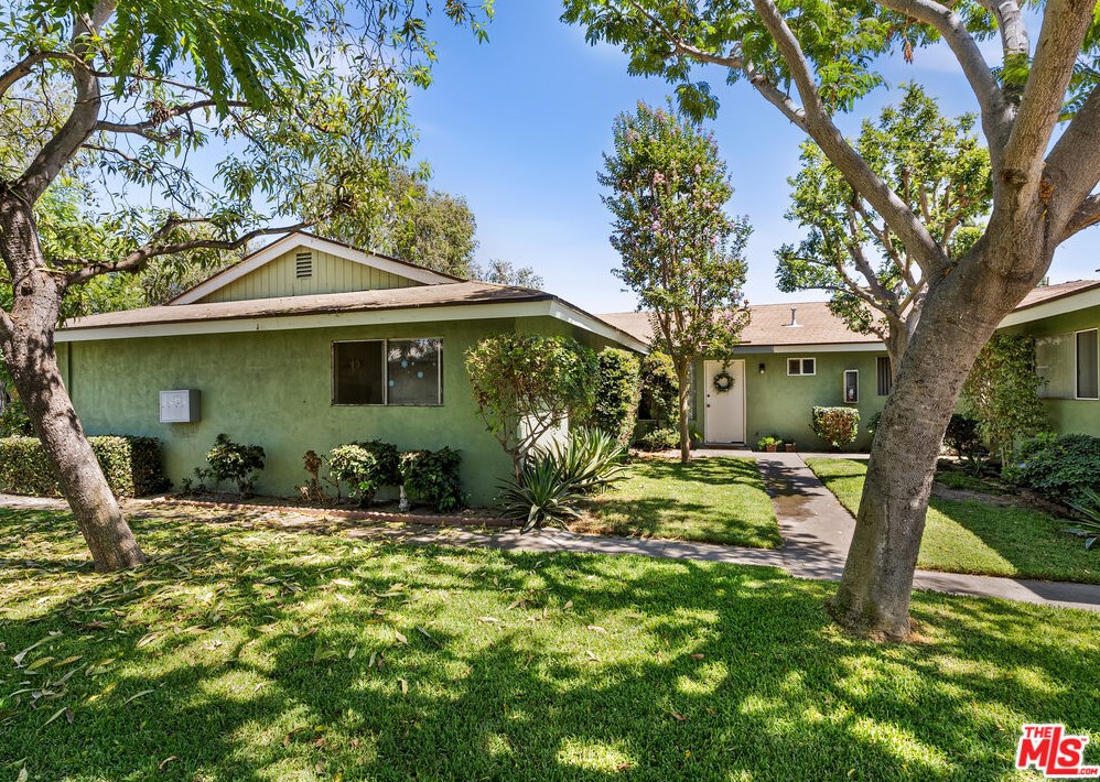 3216 W Cabot Dr, Anaheim, CA 92804