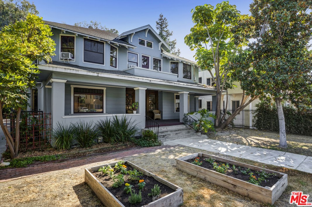 1616 25th St, Los Angeles, CA 90007-1528