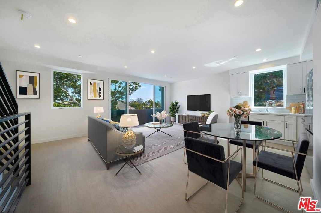 8926 Sawyer St, Los Angeles CA  90035-4140 exterior