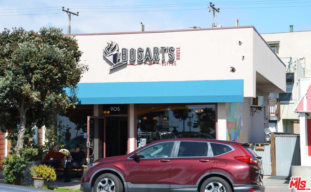 905 Ocean Ave, Seal Beach, CA 90740-7939