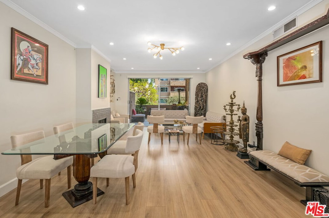 1509 Greenfield Ave, Los Angeles, CA 90025-3420
