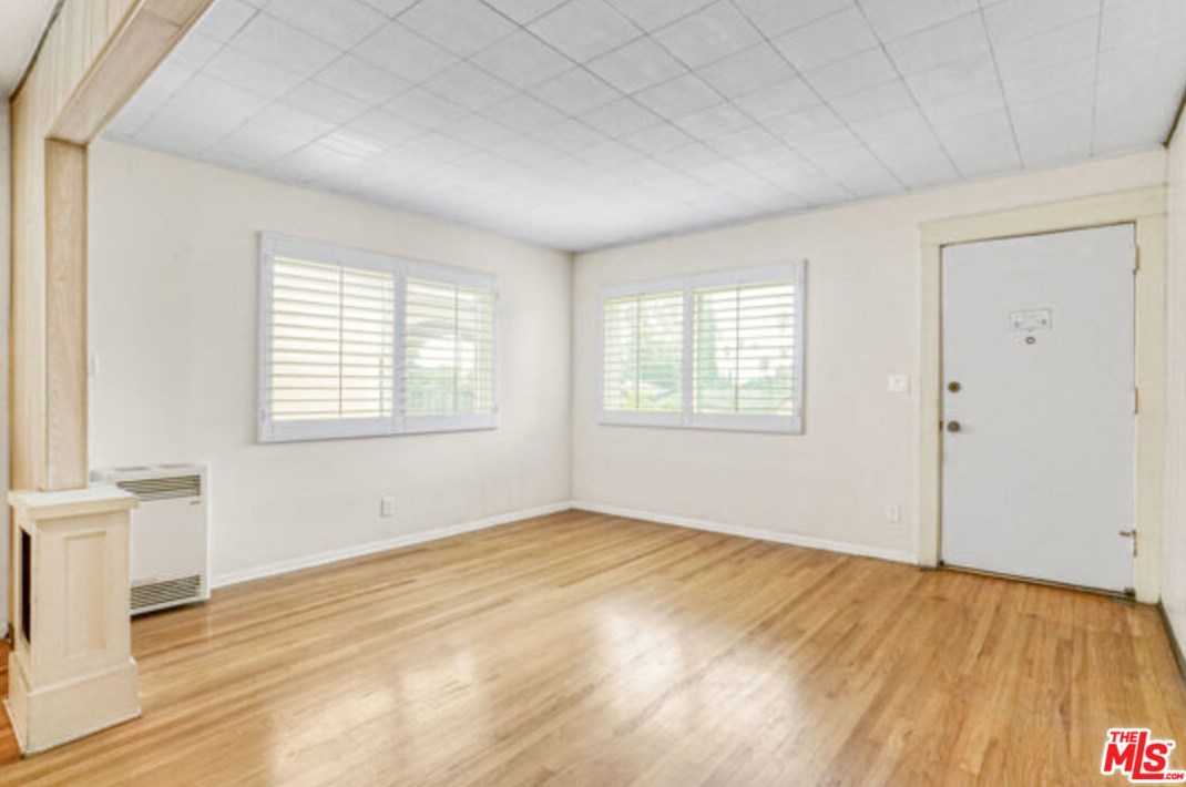 1326 Coronado Ter, Los Angeles, CA 90026-2312