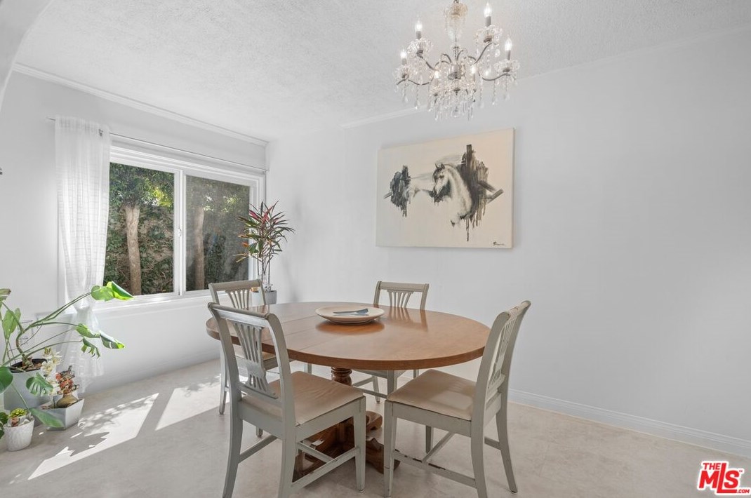 839 Center St, El Segundo CA 90245-3255 exterior