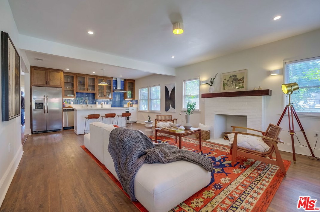 5602 Irvington Pl, Los Angeles CA  90042-2355 exterior