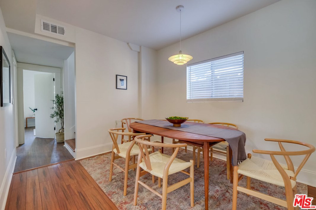 5602 Irvington Pl, Los Angeles CA  90042-2355 exterior