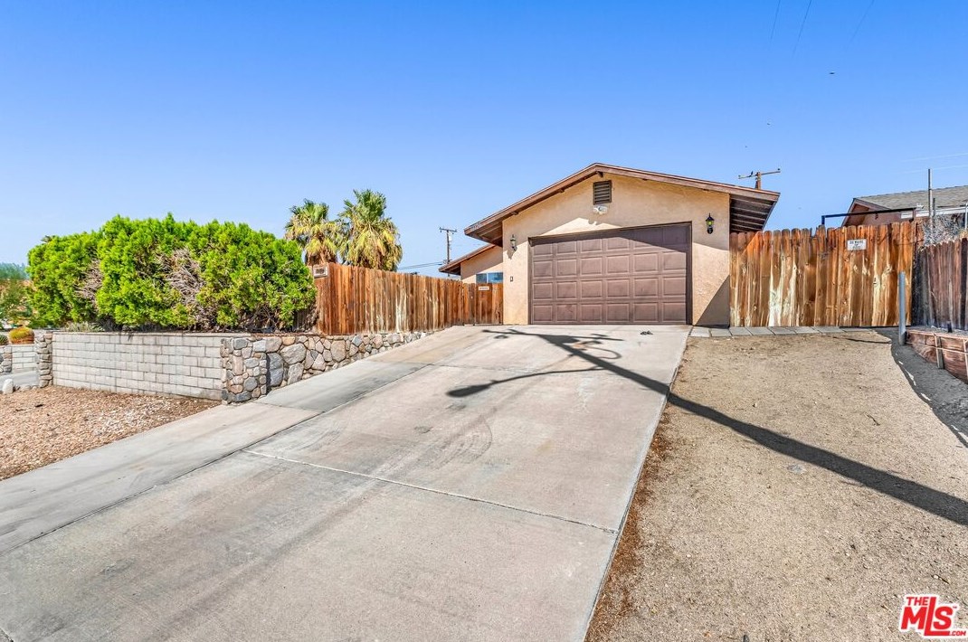 66126 5th St, Desert Hot Springs, CA 92240