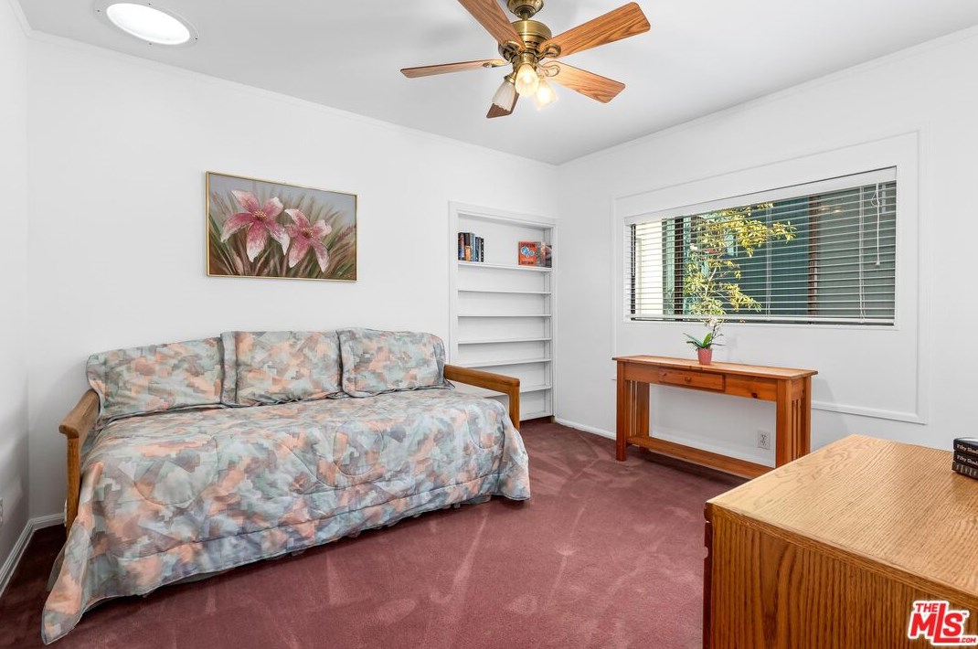 2239 Linnington Ave, Los Angeles CA  90025-5901 exterior