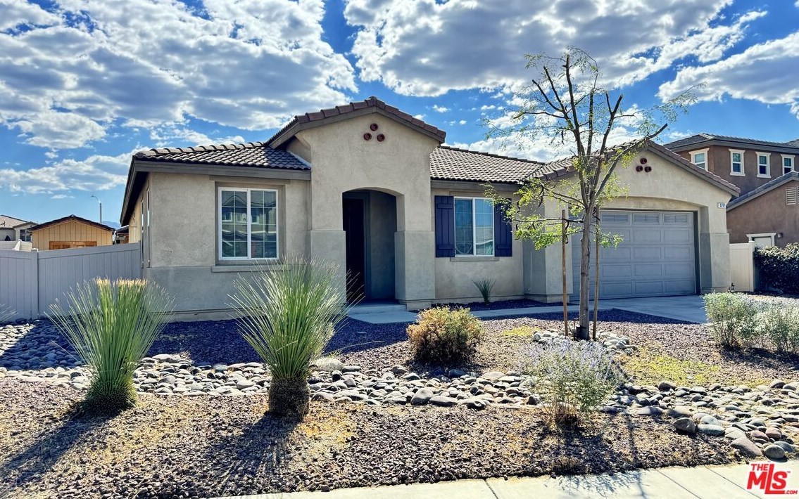5212 Alyssa Ln, Palmdale, CA 93552
