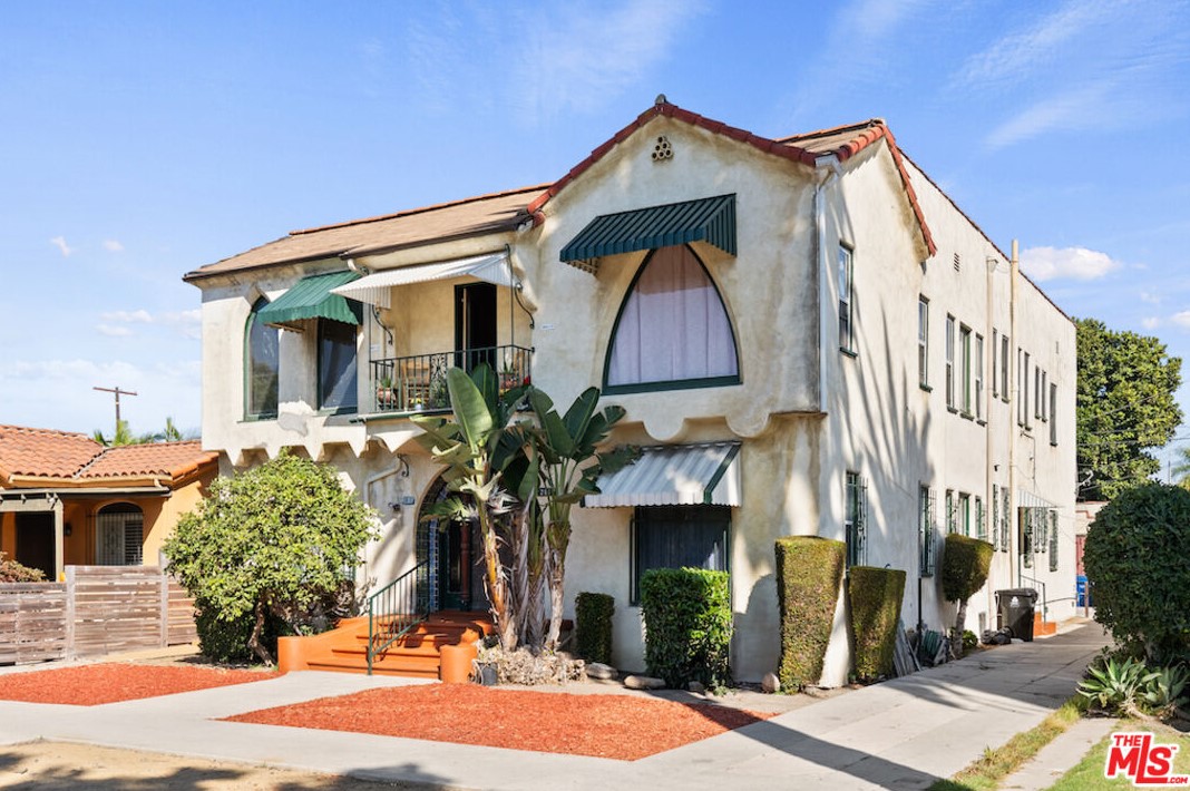 2810 Somerset Dr, Los Angeles, CA 90016-3634