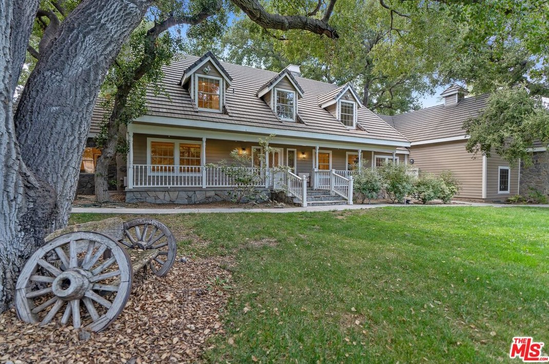 27751 Sand Canyon Rd, Santa Clarita, CA 91387-3640