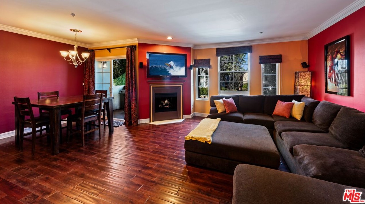 14242 Burbank Blvd #108, Van Nuys, CA 91401