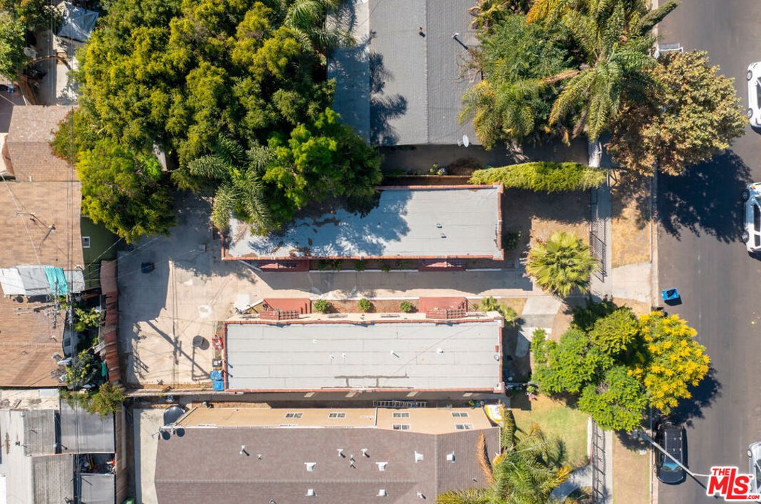 1306 59th Pl, Los Angeles CA  90047-1104 exterior