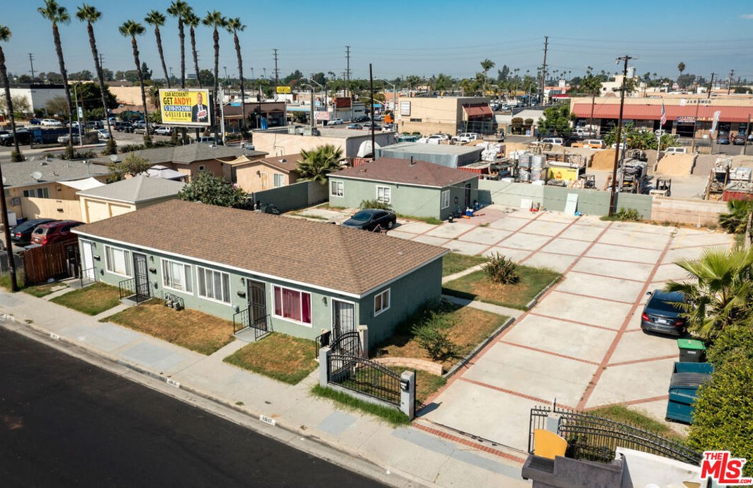 11811 167th St, Artesia, CA 90701