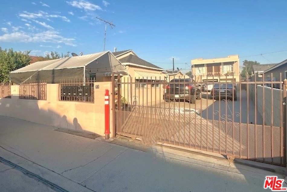 678 Mcbride Ave, Los Angeles, CA 90022-2425