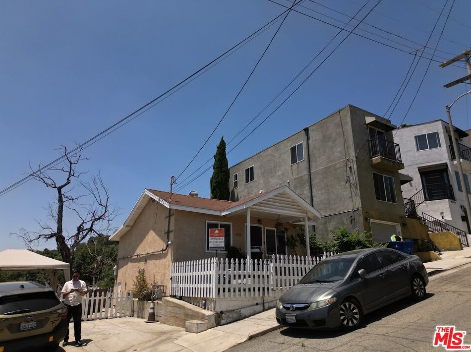 4310 Raynol St, Los Angeles CA  90032-1837 exterior