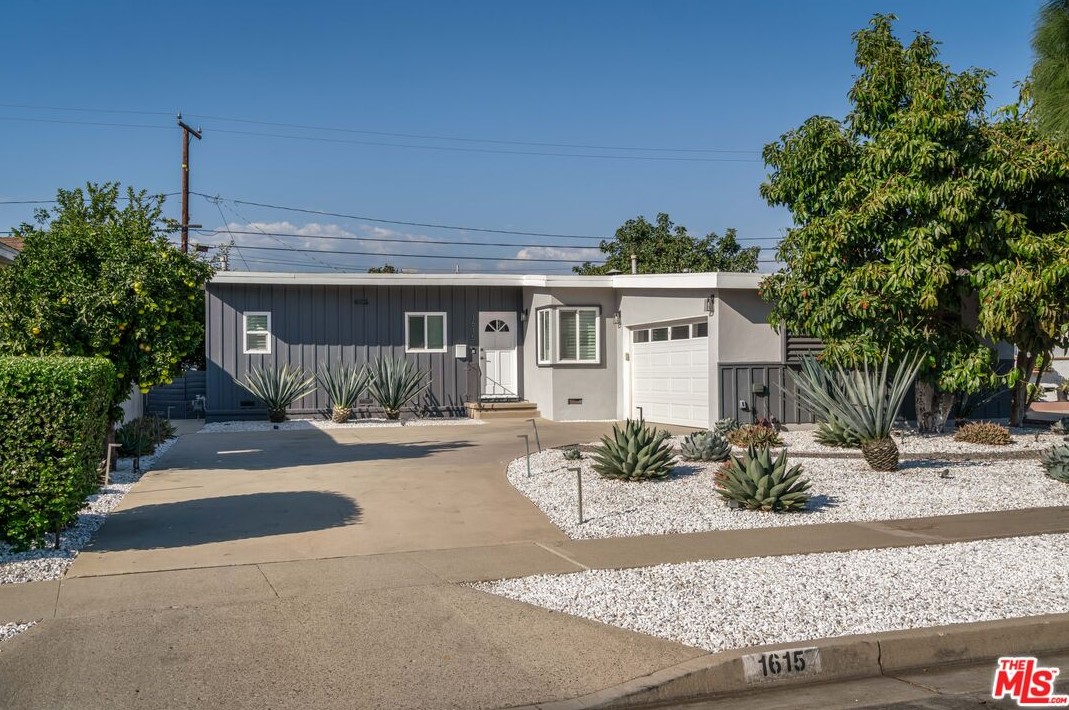 1615 Olive Ave, Fullerton, CA 92833-3838
