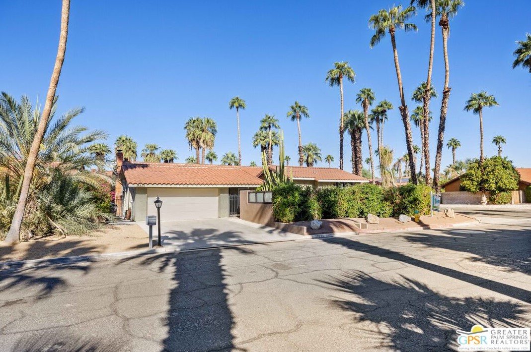 35823 Canada Cir, Cathedral City, CA 92234