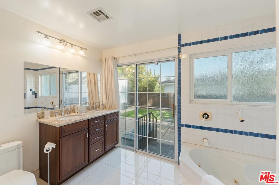 1870 Los Robles Ave, Pasadena CA 91108-1625 exterior