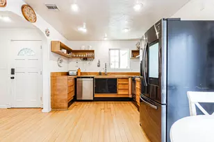 4707 Bedel St, Woodland Hills, CA 91364 - Photo 8