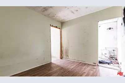 4913 Melrose Ave, Los Angeles, CA 90029 - Photo 36