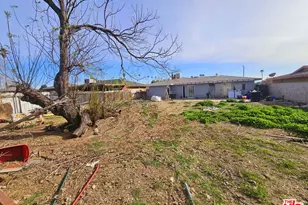 16250 Upland Ave, Fontana, CA 92335 - Photo 20