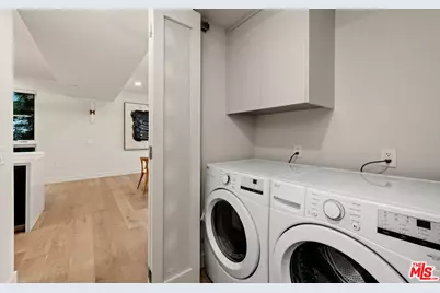 505 S Barrington Ave #108, Los Angeles, CA 90049 - Photo 14