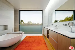 717 Moreno Ave, Los Angeles, CA 90049 - Photo 20