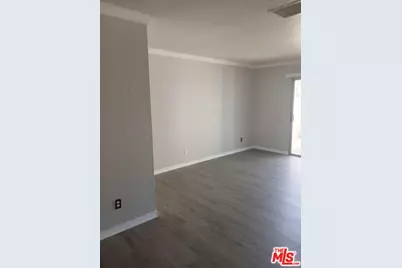 2114 El Domingo Cir #8, Lancaster, CA 93536 - Photo 2