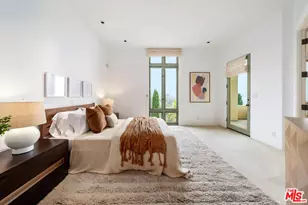 1058 Vista Grande Dr, Pacific Palisades, CA 90272 - Photo 44