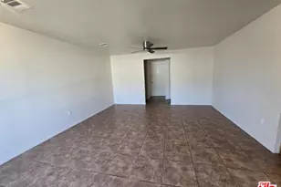 9004 S San Pedro St, Los Angeles, CA 90003 - Photo 6