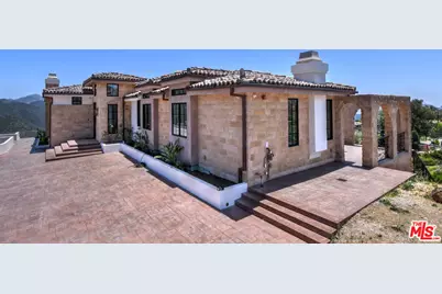 33182 Mulholland Hwy, Malibu, CA 90265 - Photo 16