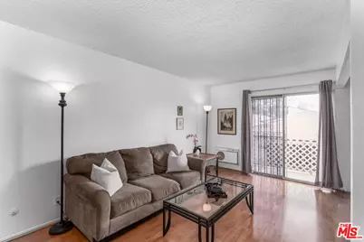 3734 S Canfield Ave #109, Los Angeles, CA 90034 - Photo 6
