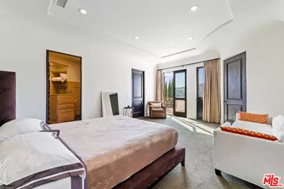 12705 Chalon Rd, Los Angeles, CA 90049 - Photo 28