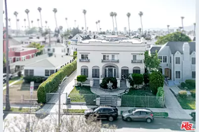 1125 3rd Ave, Los Angeles, CA 90019 - Photo 2
