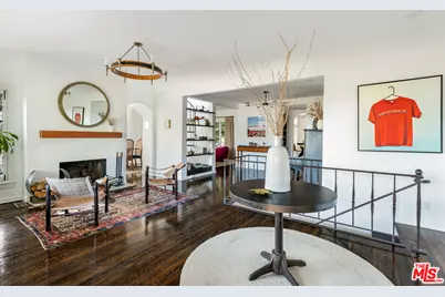 8272 Marmont Ln, Los Angeles, CA 90069 - Photo 4