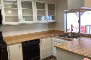 1518 E Ave J-12, Lancaster, CA 93535 - Photo 14