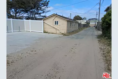 370 Pier Ave, Oceano, CA 93445 - Photo 6