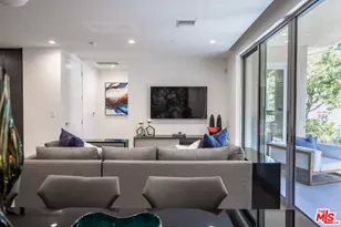 728 N Sweetzer Ave, Los Angeles, CA 90069 - Photo 4