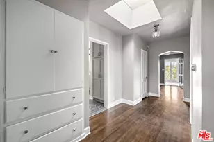 1307 S Rimpau Blvd, Los Angeles, CA 90019 - Photo 10