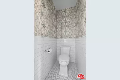 1307 S Rimpau Blvd, Los Angeles, CA 90019 - Photo 14