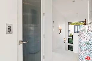 1501 Viewsite Terrace, Los Angeles, CA 90069 - Photo 16
