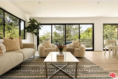 11587 Sunshine Ter, Studio City, CA 91604 - Photo 2