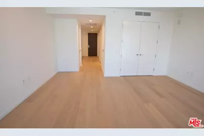 877 Francisco St #1819, Los Angeles, CA 90017 - Photo 4