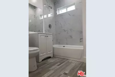 121 N New Hampshire Ave, Los Angeles, CA 90004 - Photo 10