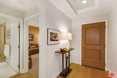11847 Gorham Ave #202, Los Angeles, CA 90049 - Photo 20