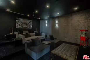 12119 Travis St, Los Angeles, CA 90049 - Photo 24