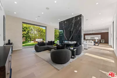 12119 Travis St, Los Angeles, CA 90049 - Photo 8