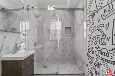 2240 Hillhurst Ave, Los Angeles, CA 90027 - Photo 12