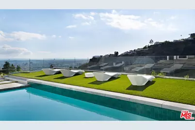 7868 Electra Dr, Los Angeles, CA 90046 - Photo 4